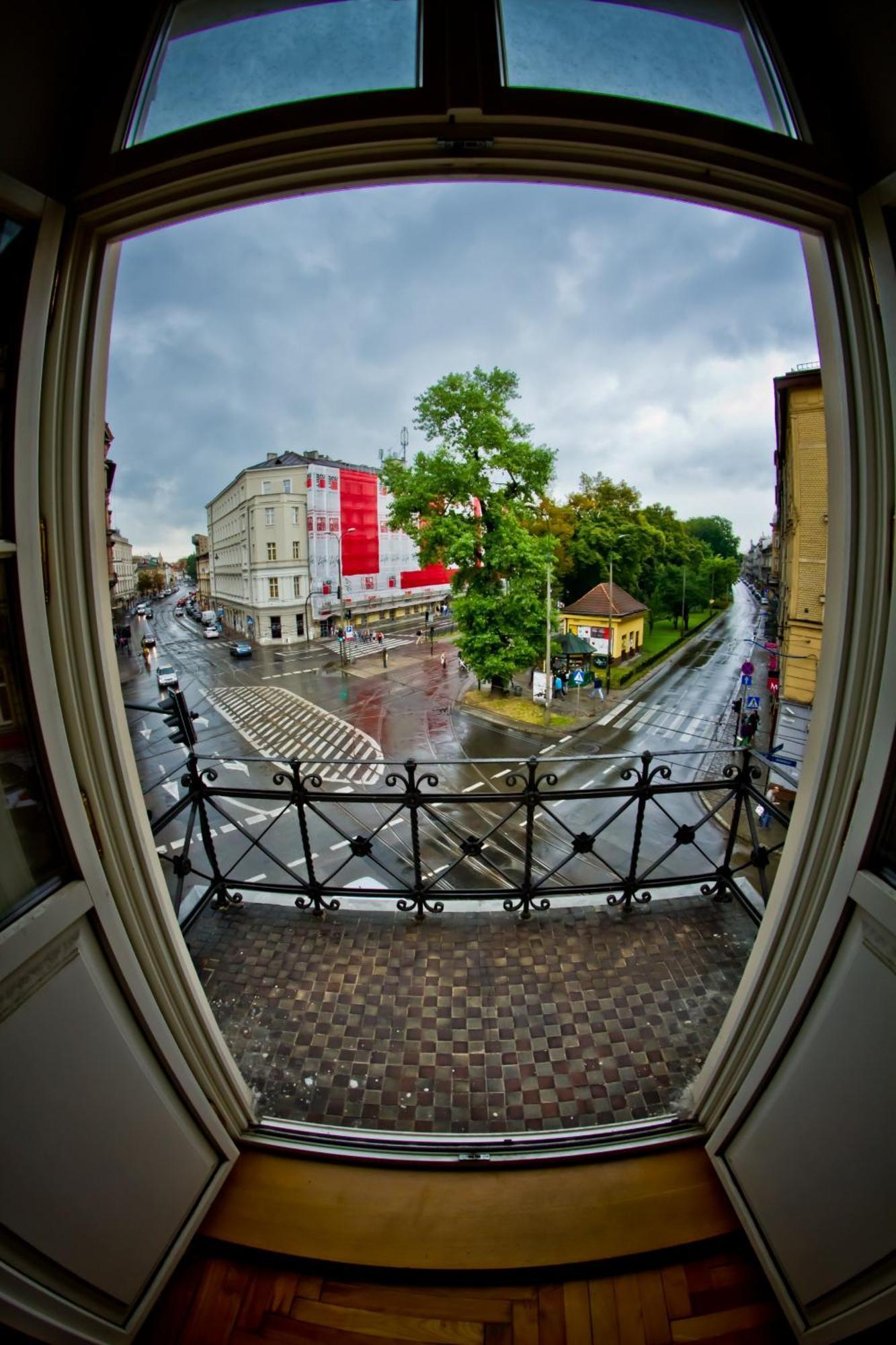 B Movie Guest Rooms Krakow Exterior photo